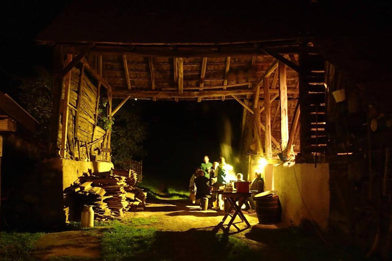 Garan Guesthouse Jósvafő Exteriör bild
