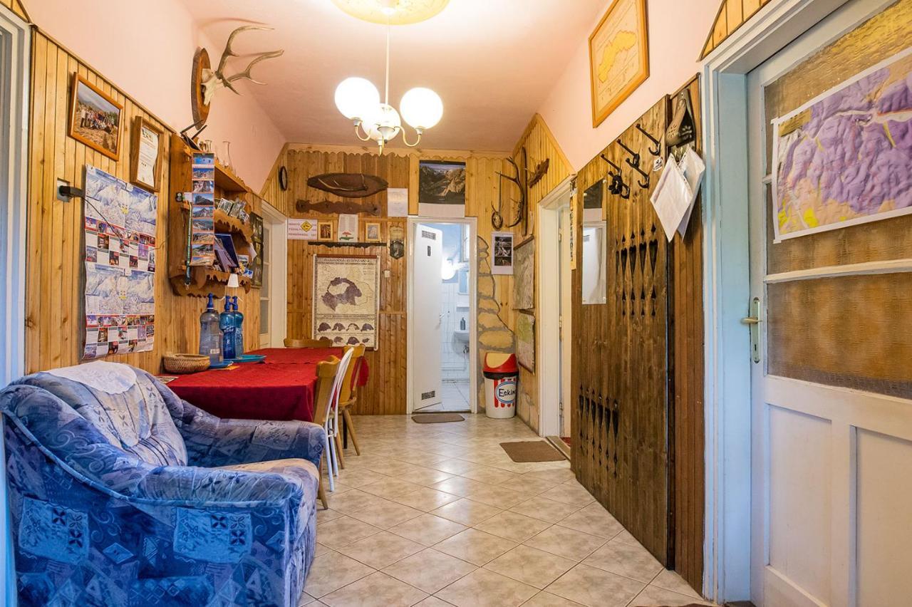 Garan Guesthouse Jósvafő Exteriör bild