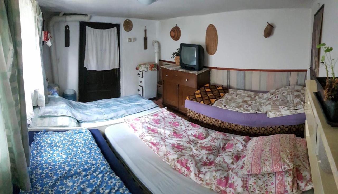 Garan Guesthouse Jósvafő Exteriör bild