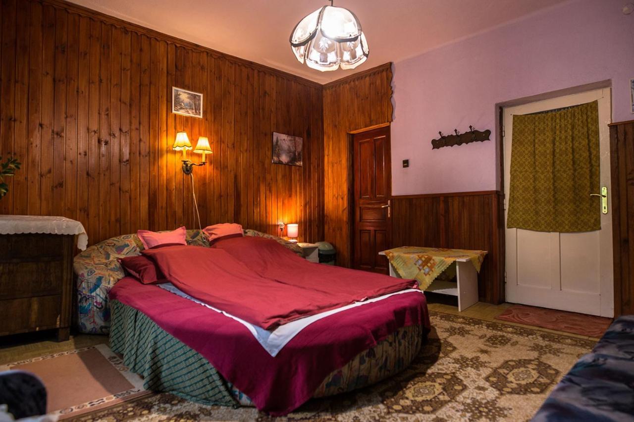 Garan Guesthouse Jósvafő Exteriör bild