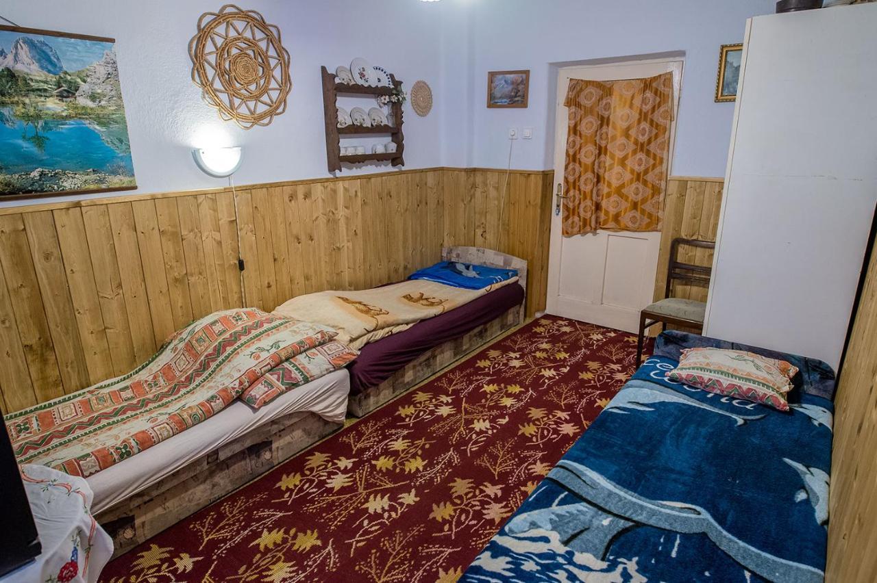 Garan Guesthouse Jósvafő Exteriör bild